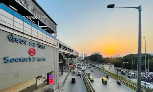 Sector 52 Metro Station Noida