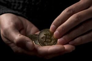 Cryptocurrency Investment Advantages and Disadvantages